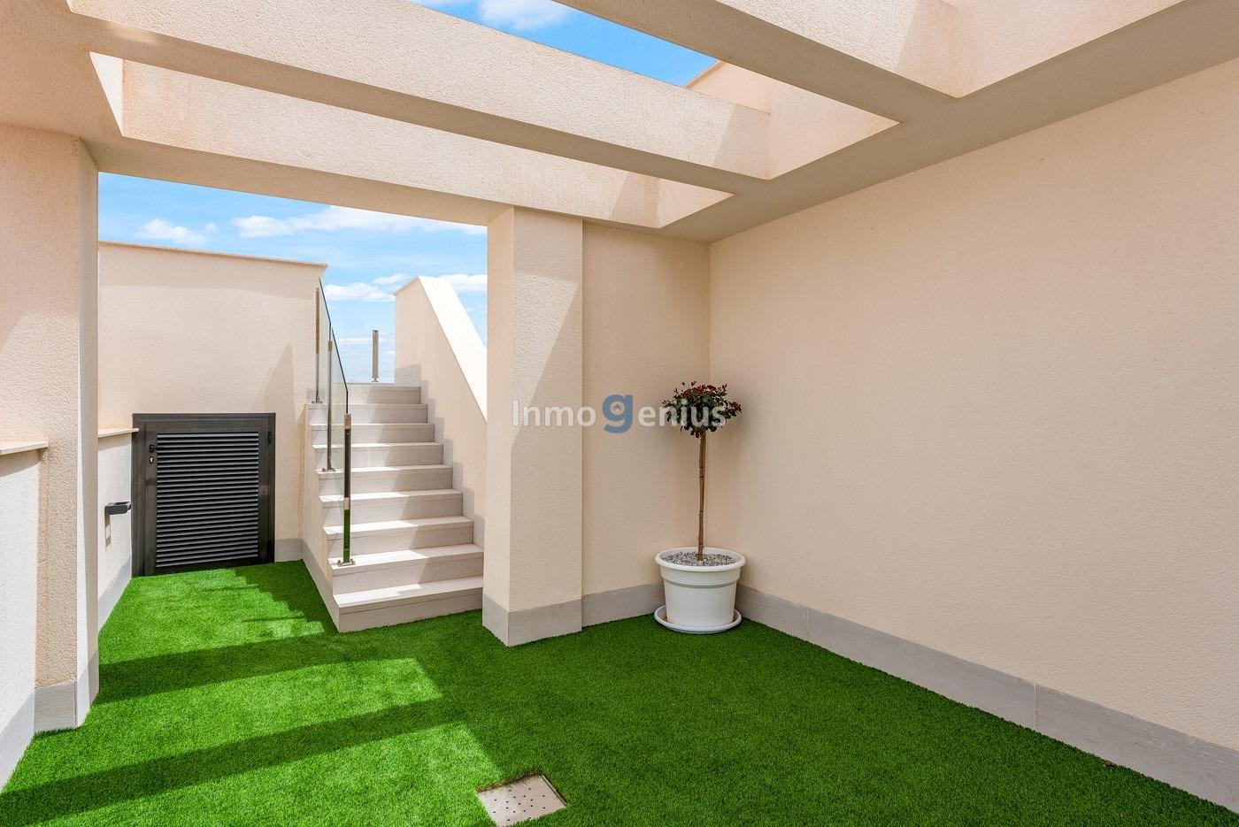 Apartment in Torrevieja, Alicante, Spain 2 bedrooms, 73 sq.m. No. 81548