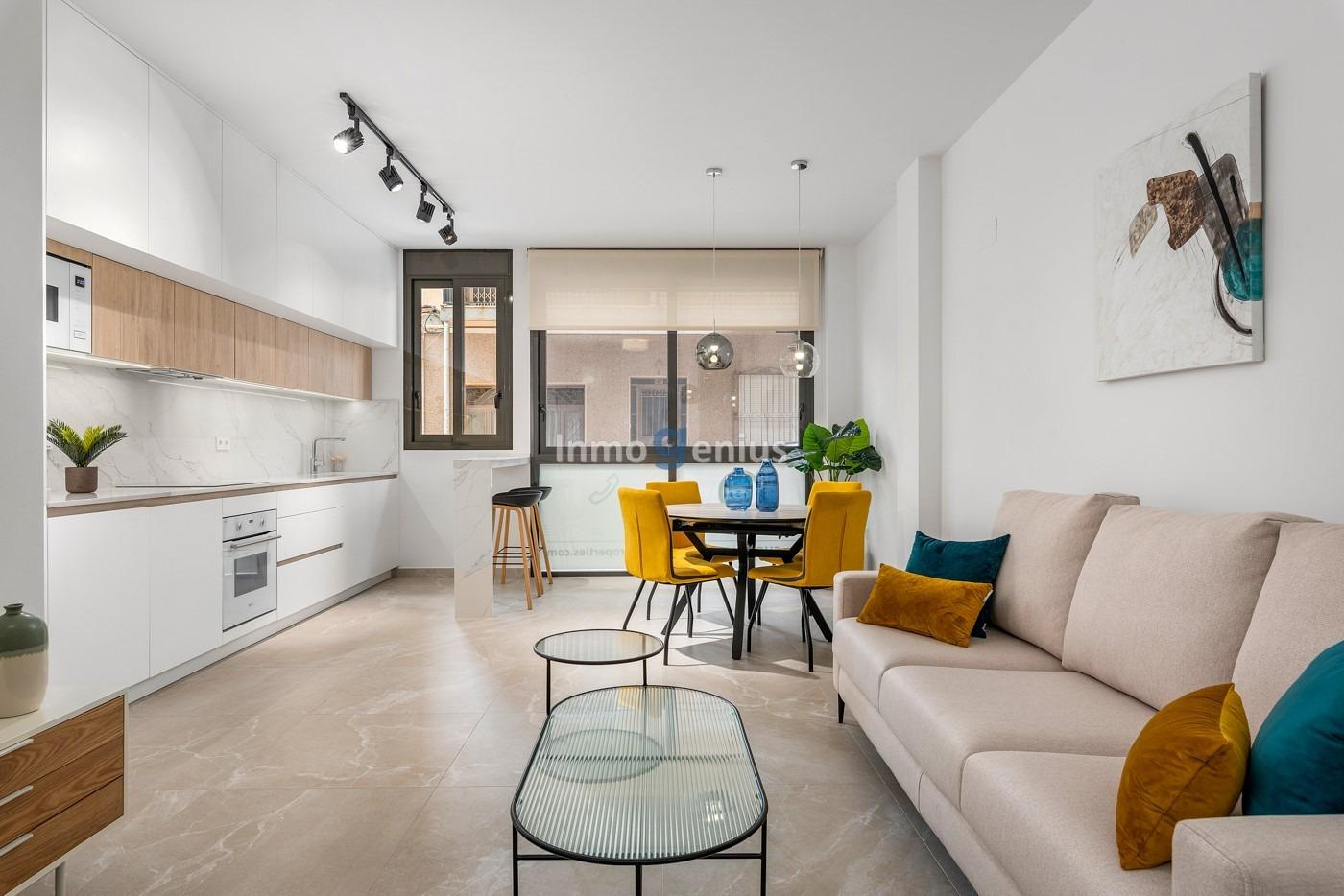 Apartment in Torrevieja, Alicante, Spain 2 bedrooms, 73 sq.m. No. 81548