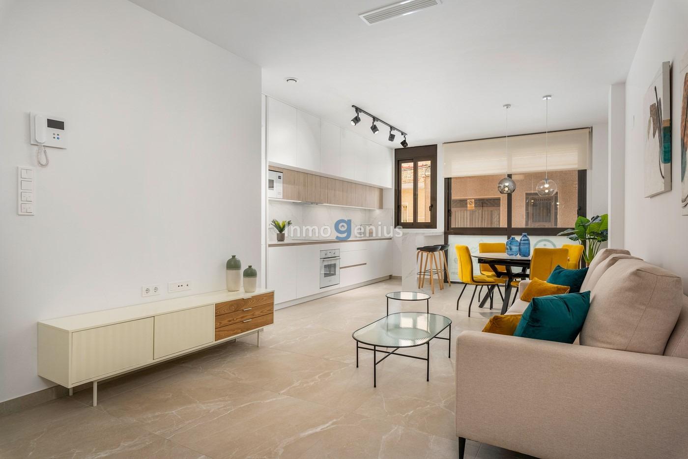 Apartment in Torrevieja, Alicante, Spain 2 bedrooms, 73 sq.m. No. 81548