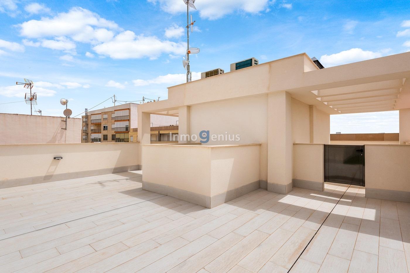 Apartment in Torrevieja, Alicante, Spain 2 bedrooms, 73 sq.m. No. 81548