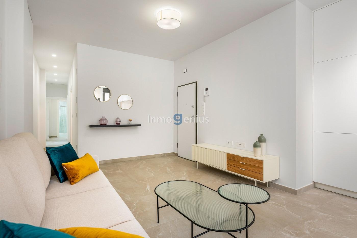 Apartment in Torrevieja, Alicante, Spain 2 bedrooms, 73 sq.m. No. 81548