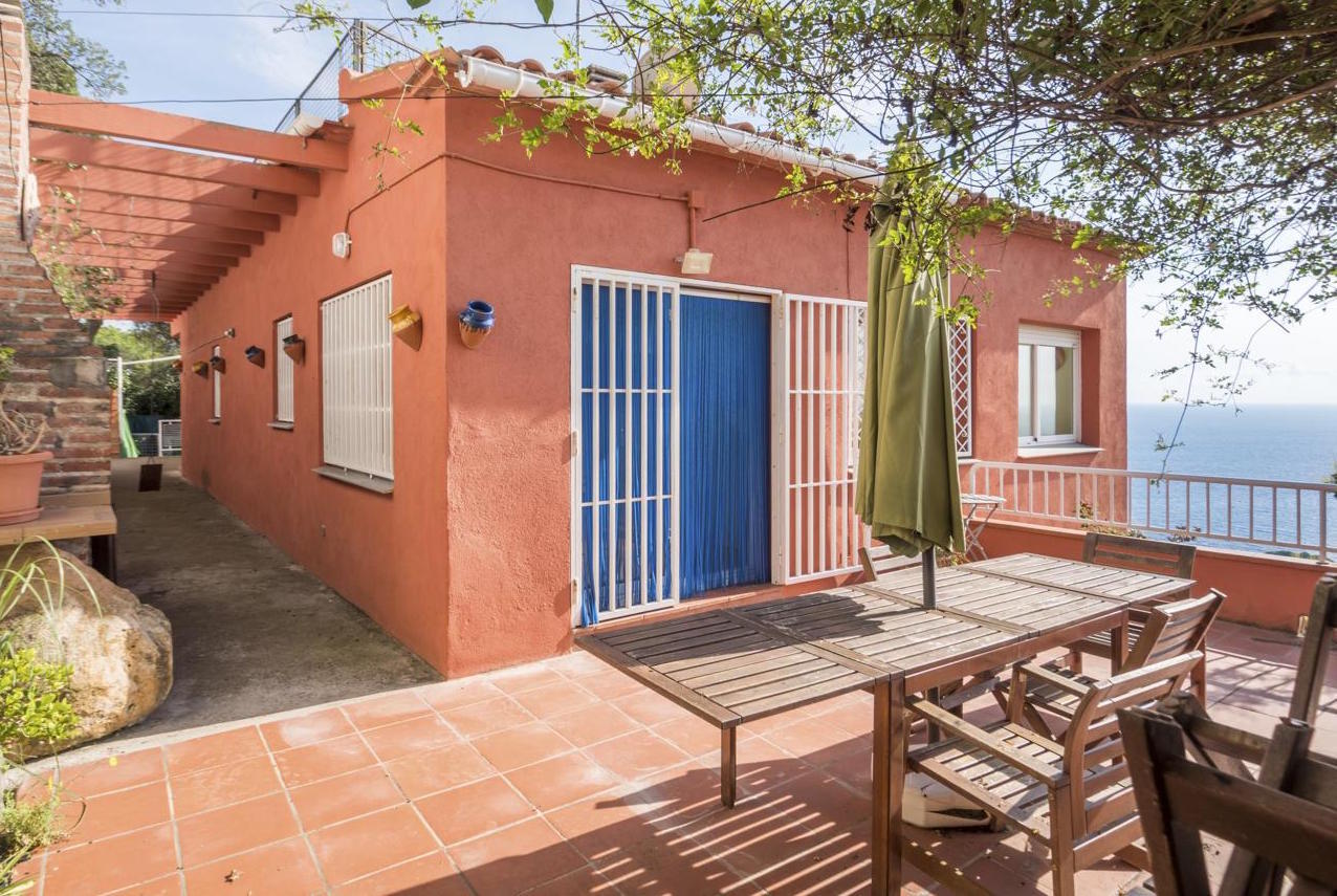 House in Blanes, Girona, Spain 4 bedrooms, 344 sq.m. No. 23054