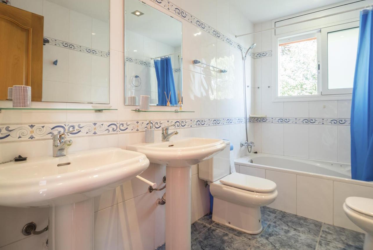 House in Blanes, Girona, Spain 4 bedrooms, 344 sq.m. No. 23054