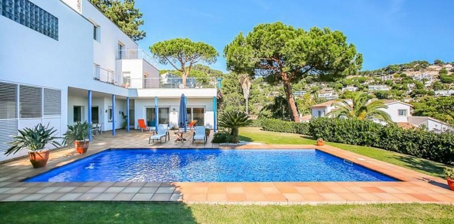 House Blanes, Girona, Espagne 4 chambres, 350 m2 No. 23058