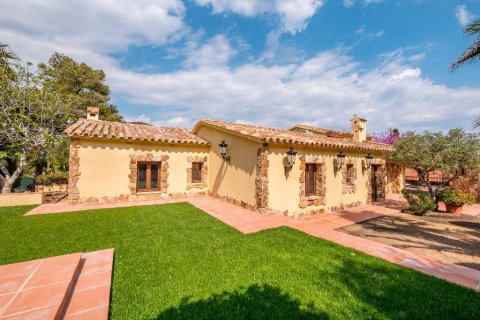 Hus till salu Blanes, Girona, Spanien 4 sovrum, 408 kvm. Nr. 23057 - foto 3