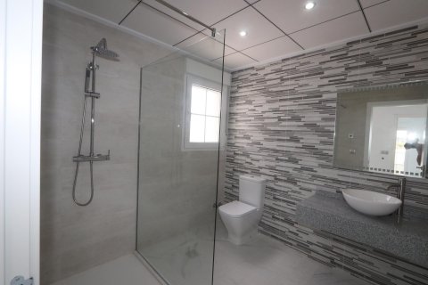Villa in vendita Pinoso, Alicante, Spagna 4 camere da letto, 180 mq. N° 114024 - foto 29