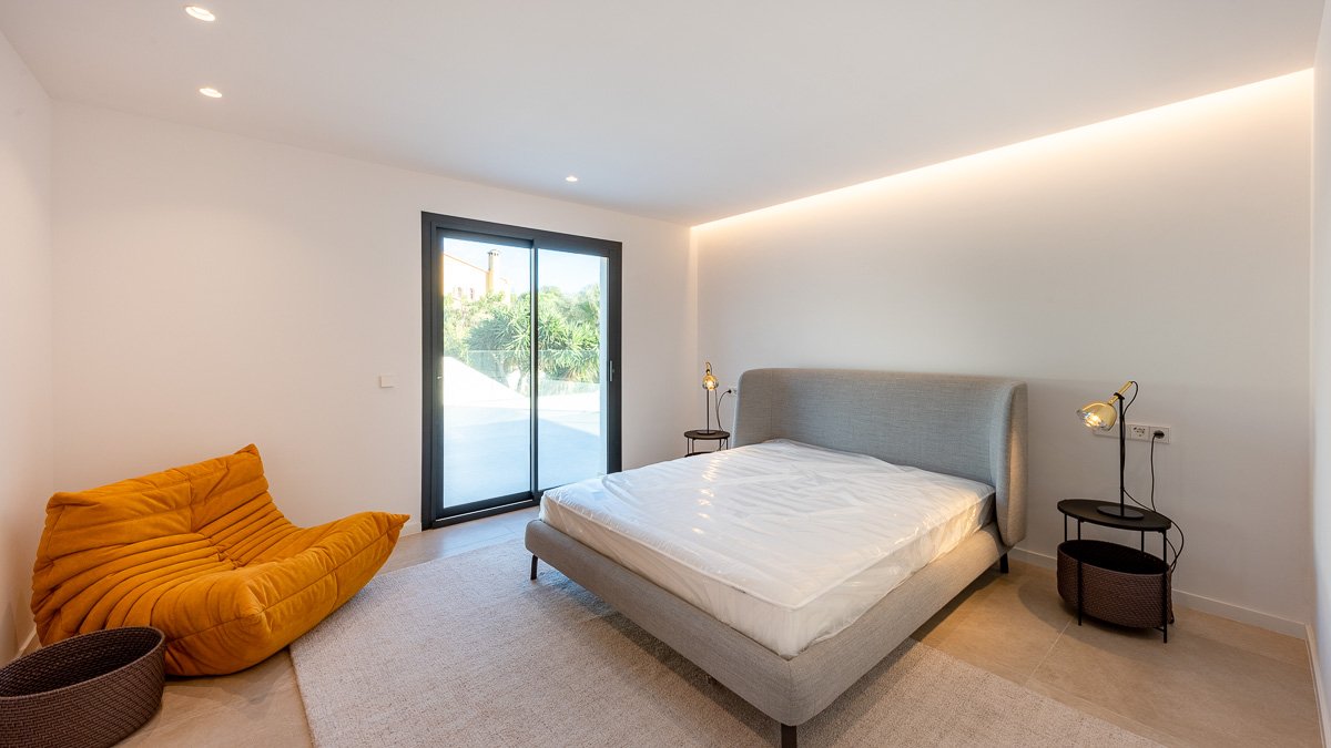 Huvila Santa Ponsa, Mallorca, Espanja 6 makuuhuonetta, 408 m2 No. 54043