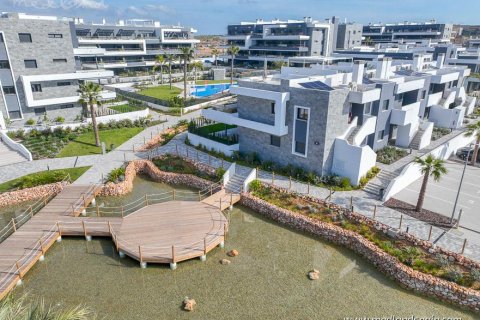 Wohnung zum Verkauf in Torrevieja, Alicante, Spanien 2 Schlafzimmer, 79 m2 Nr. 104999 - Foto 15