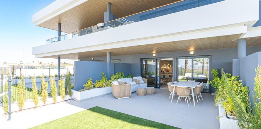 Appartamento a Torrevieja, Alicante, Spagna 2 camere da letto, 79 mq. N° 104997