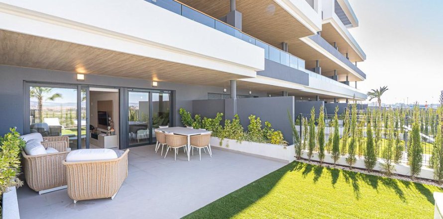 Lägenhet i Torrevieja, Alicante, Spanien 3 sovrum, 100 kvm. Nr. 104998