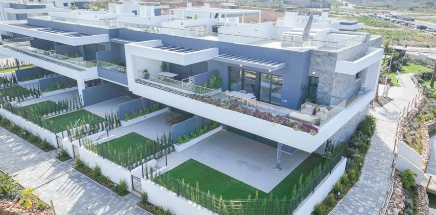 Apartment à Torrevieja, Alicante, Espagne 3 chambres, 100 m2 No. 104998