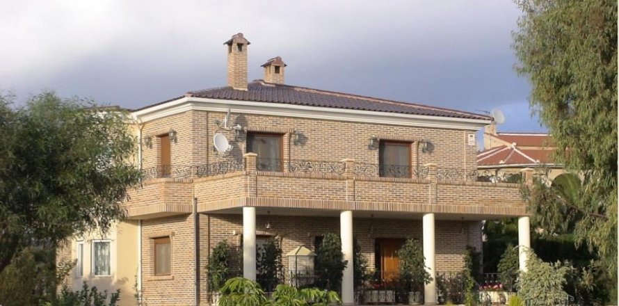 Villa Ciudad Quesada, Alicante, Spanien 5 Schlafzimmer, 360 m2 Nr. 116019