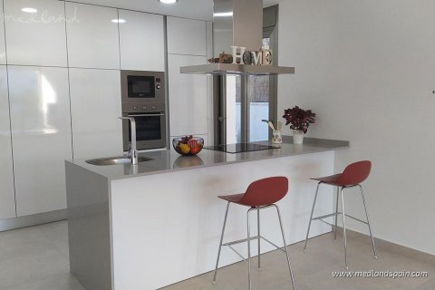 Villa for sale Villamartin, Alicante, Spain 3 bedrooms, 185 sq.m. No. 108517 - photo 3