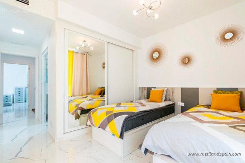 Villa for sale Villamartin, Alicante, Spain 3 bedrooms, 147.9 sq.m. No. 108516 - photo 10