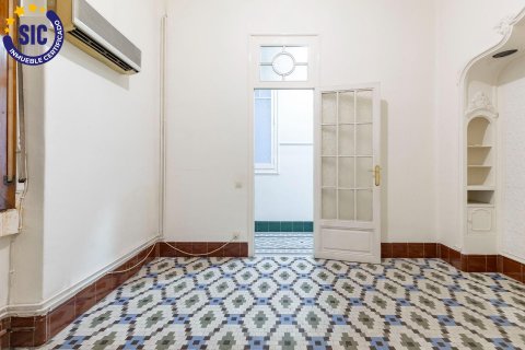 Apartment for sale Valencia, Spain 7 bedrooms, 237 sq.m. No. 130129 - photo 25
