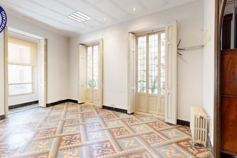 Apartment for sale Valencia, Spain 7 bedrooms, 237 sq.m. No. 130129 - photo 11