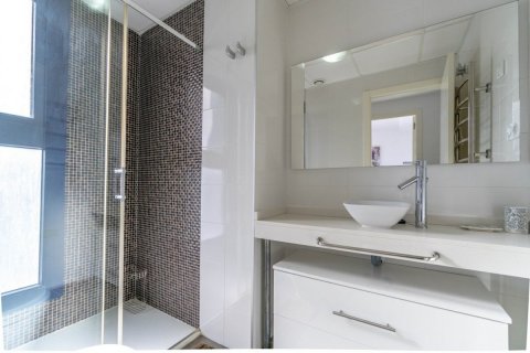 Apartment for sale Punta Prima, Alicante, Spain 3 bedrooms, 122 sq.m. No. 113828 - photo 23