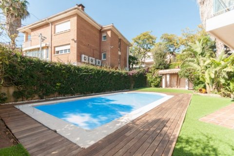 Dom Sant Just Desvern, Barcelona, Hiszpania 4 sypialnie, 284 mkw. nr 23053 – zdjęcie 14