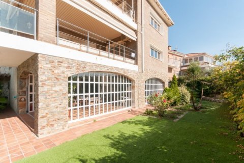 Dom Sant Just Desvern, Barcelona, Hiszpania 4 sypialnie, 284 mkw. nr 23053 – zdjęcie 17