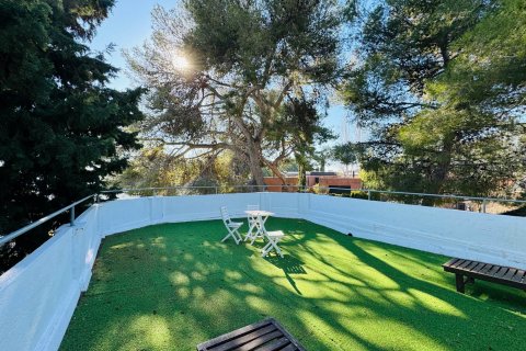 House for sale Barcelona, Spain 6 bedrooms, 214 sq.m. No. 93250 - photo 5