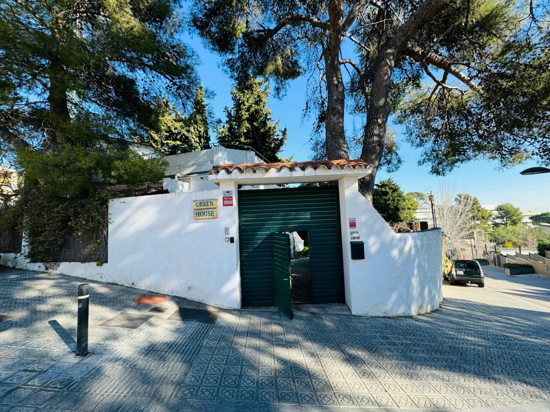 House in Barcelona, Spain 6 bedrooms, 214 sq.m. No. 93250