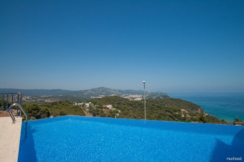 House for sale Blanes, Girona, Spain 4 bedrooms, 196 sq.m. No. 60285 - photo 4