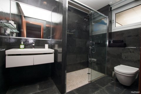 House for sale Blanes, Girona, Spain 4 bedrooms, 196 sq.m. No. 60285 - photo 12