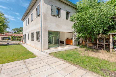 House for sale Girona, Spain 5 bedrooms, 279 sq.m. No. 22869 - photo 1