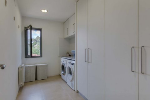 House for sale Girona, Spain 5 bedrooms, 279 sq.m. No. 22869 - photo 22