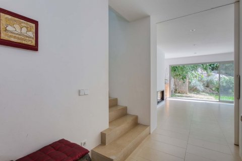 House for sale Girona, Spain 5 bedrooms, 279 sq.m. No. 22869 - photo 5
