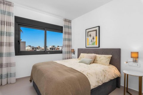 Villa in vendita Dehesa De Campoamor, Alicante, Spagna 4 camere da letto, 322 mq. N° 115816 - foto 4