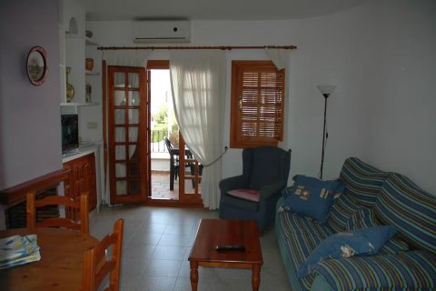 Apartment for sale Torre de la Horadada, Alicante, Spain 2 bedrooms, 70 sq.m. No. 115818 - photo 9