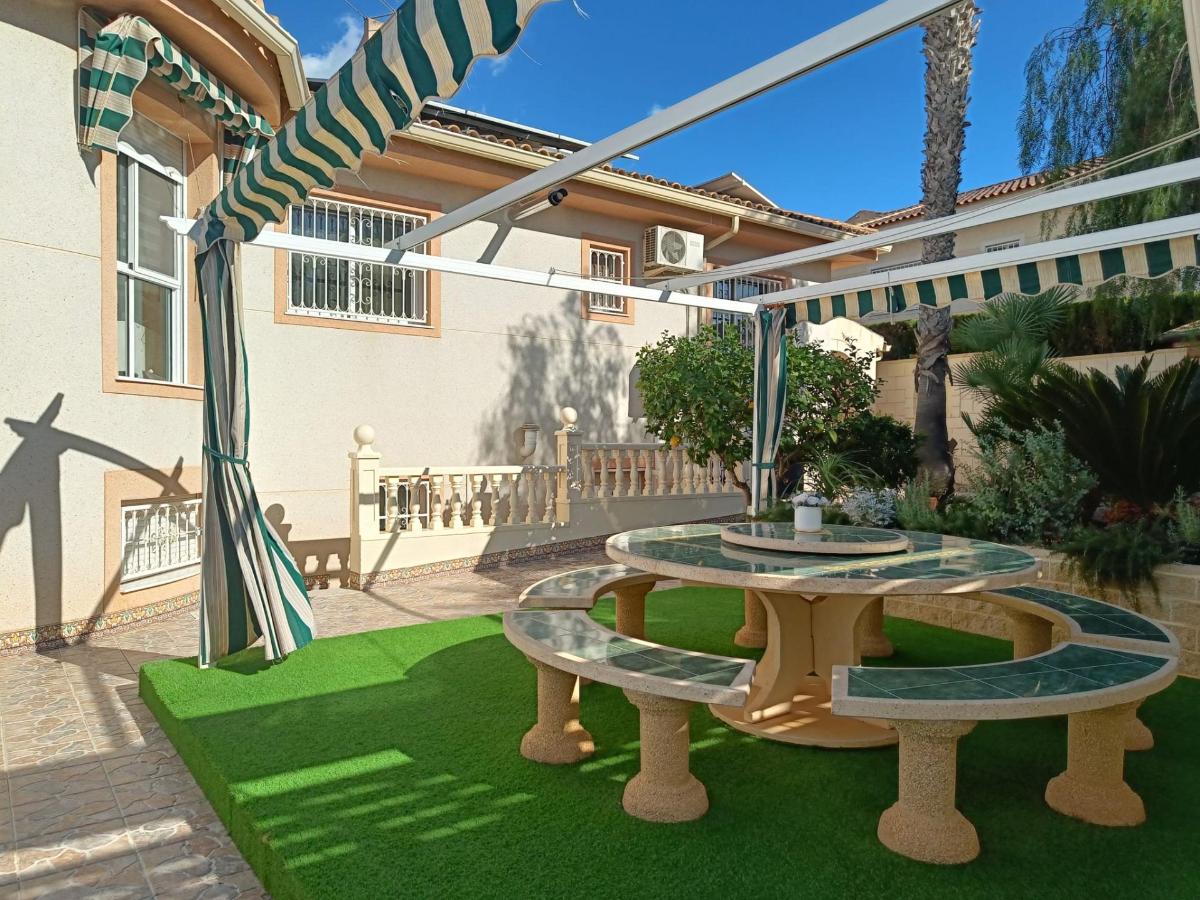 Villa in Benijofar, Alicante, Spanien 5 Schlafzimmer, 177 m2 Nr. 104384