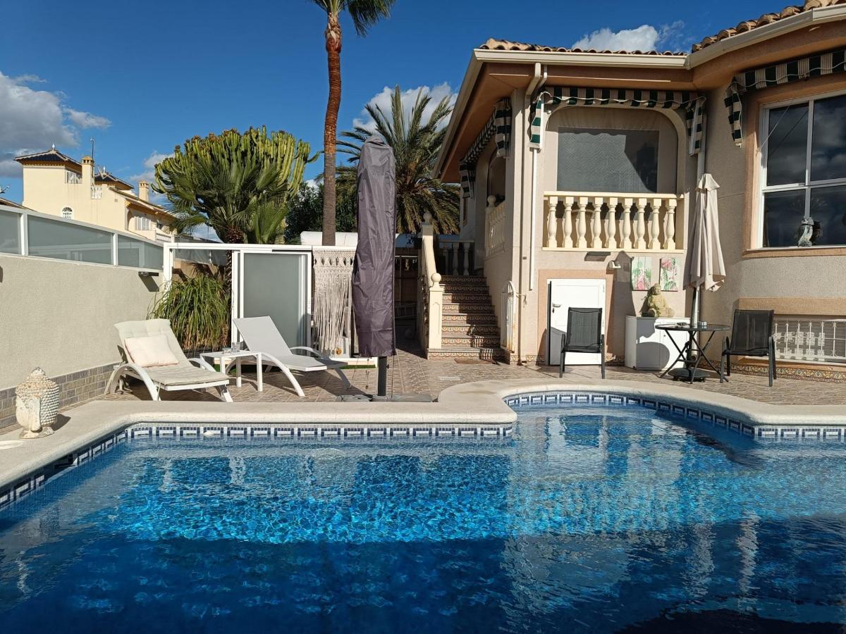 Villa in Benijofar, Alicante, Spanien 5 Schlafzimmer, 177 m2 Nr. 104384