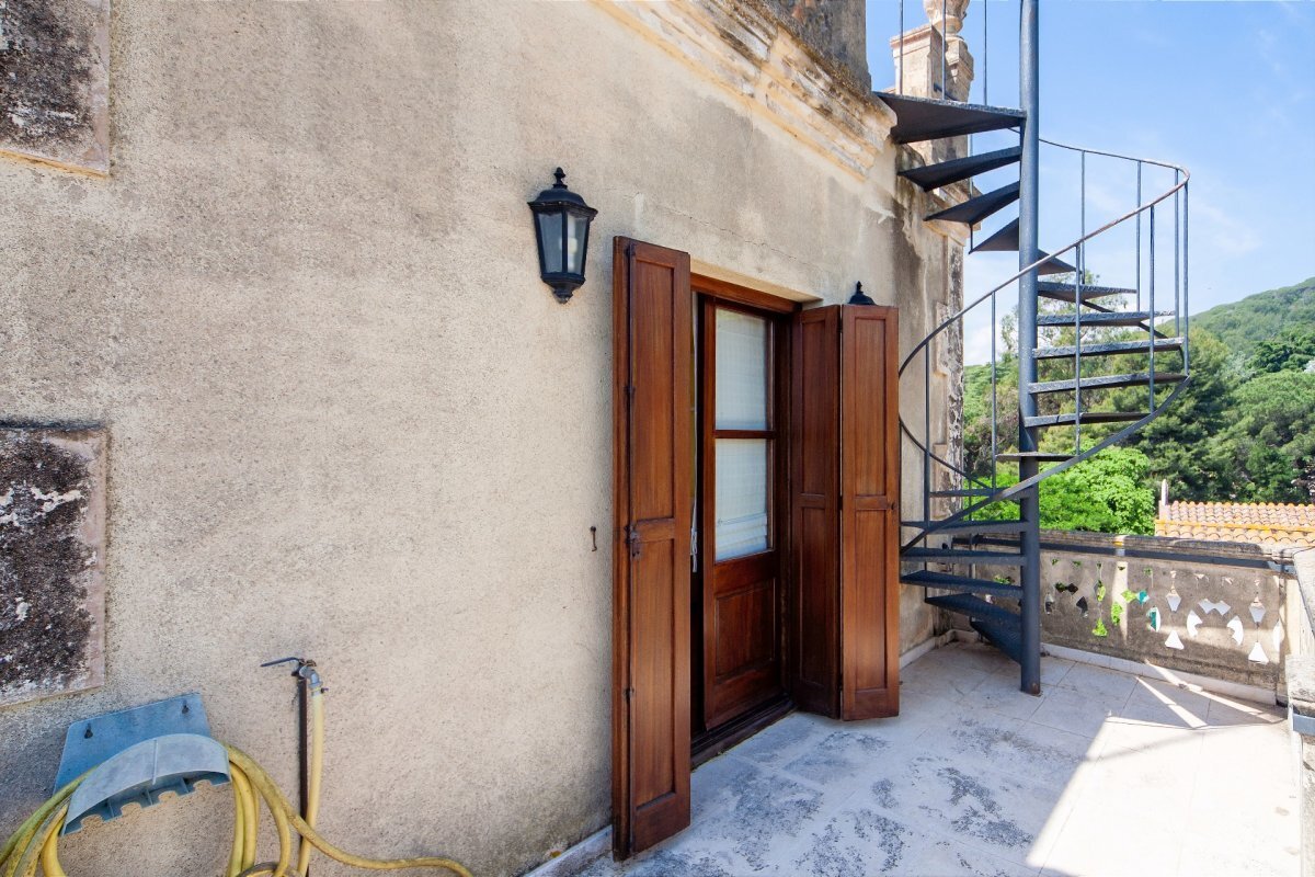 House à Mataro, Barcelona, Espagne 8 chambres, 1648 m2 No. 22828