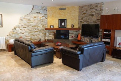 House zum Verkauf Premia De Dalt, Barcelona, Spanien 5 Schlafzimmer, 563 m2 Nr. 22478 - Foto 11