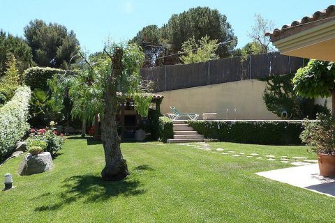 House zum Verkauf Premia De Dalt, Barcelona, Spanien 5 Schlafzimmer, 563 m2 Nr. 22478 - Foto 4