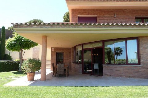 House zum Verkauf Premia De Dalt, Barcelona, Spanien 5 Schlafzimmer, 563 m2 Nr. 22478 - Foto 1