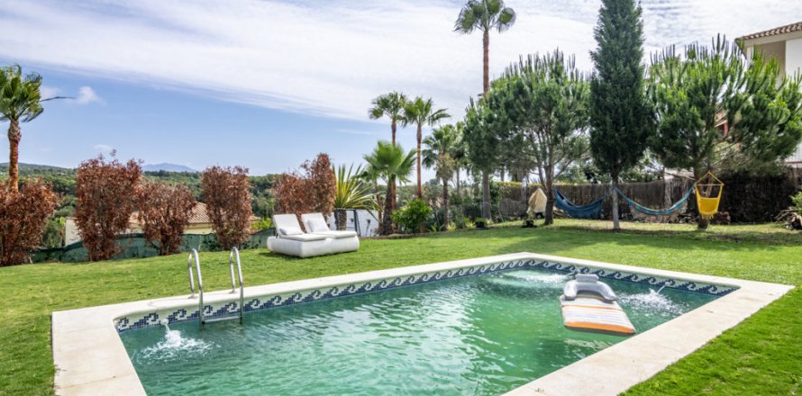 Villa San Roque, Cadiz, Spain 5 bedrooms, 414 sq.m. No. 88683