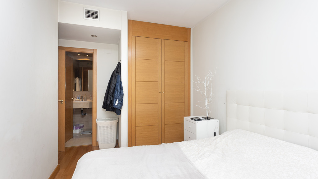 Wohnung in Madrid, Spanien 2 Schlafzimmer, 97 m2 Nr. 108016