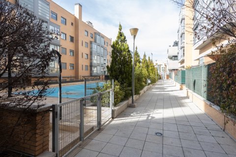 Huoneisto myytävänä Madrid, Espanja, 2 makuuhuonetta, 97 m2 No. 108016 - kuva 28