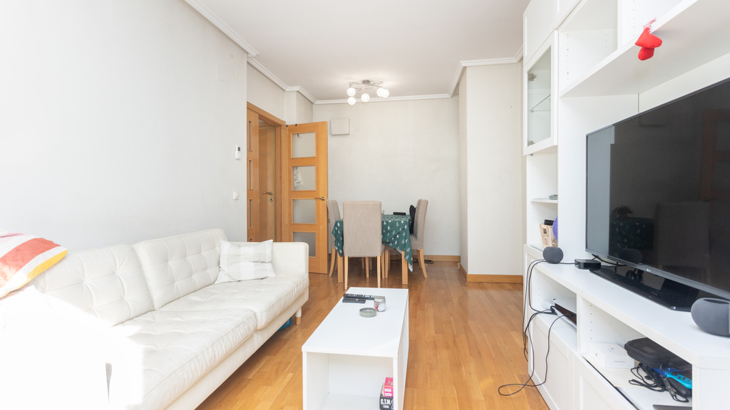 Wohnung in Madrid, Spanien 2 Schlafzimmer, 97 m2 Nr. 108016