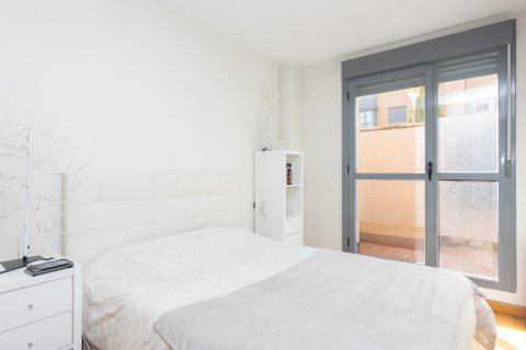 Huoneisto myytävänä Madrid, Espanja, 2 makuuhuonetta, 97 m2 No. 108016 - kuva 16