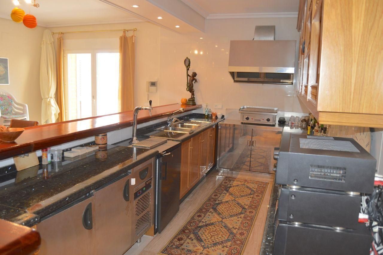 Вилла в Алтея, Аликанте, Испания 5 спален, 688м2 №95546