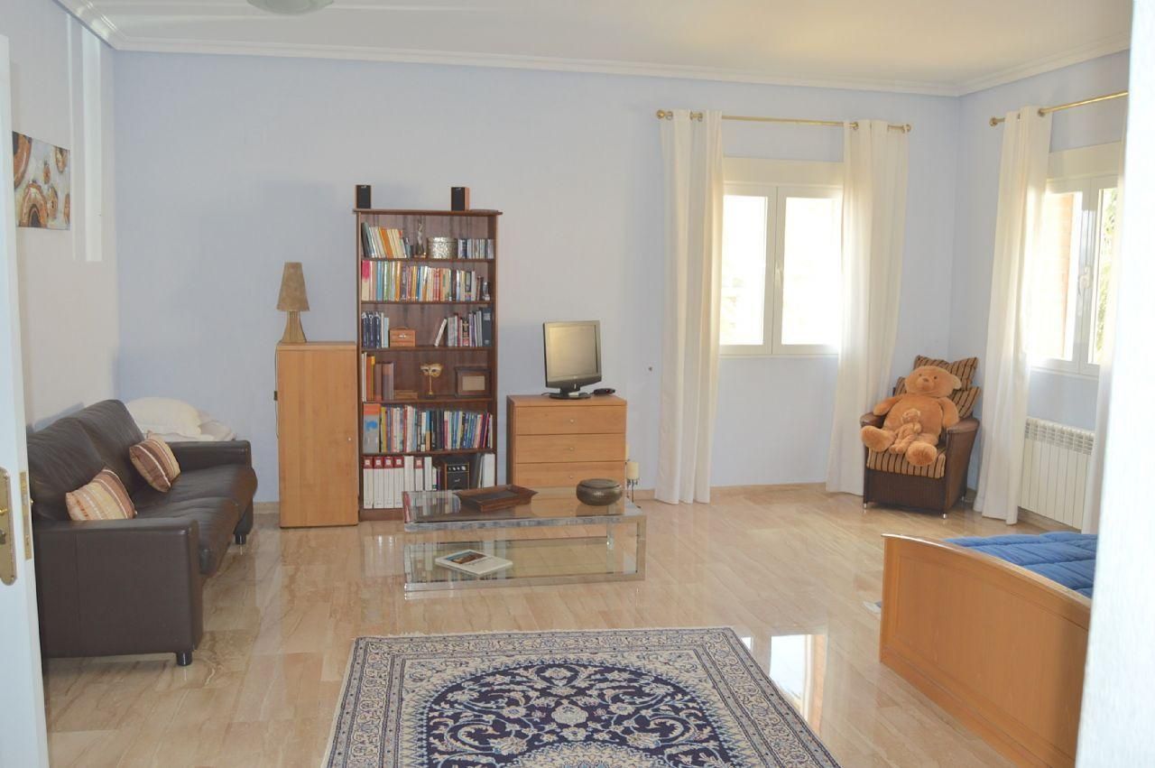 Вилла в Алтея, Аликанте, Испания 5 спален, 688м2 №95546