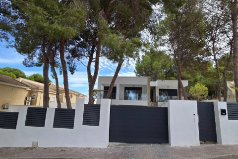 Villa zum Verkauf Los Montesinos, Alicante, Spanien 4 Schlafzimmer,  Nr. 112949 - Foto 12