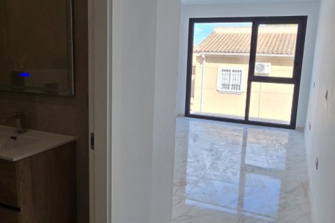 Villa zum Verkauf Los Montesinos, Alicante, Spanien 4 Schlafzimmer,  Nr. 112949 - Foto 8