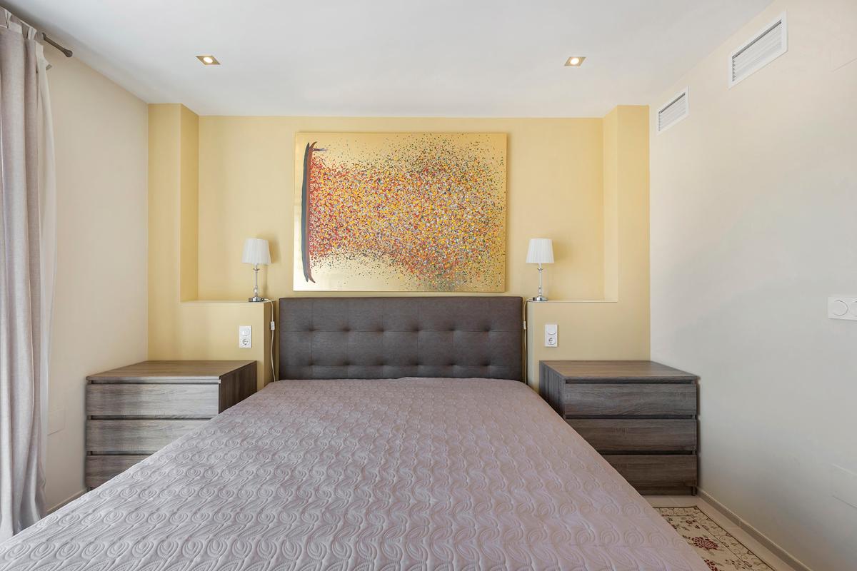 Villa in Orihuela, Alicante, Spain 5 bedrooms, 296 sq.m. No. 112945