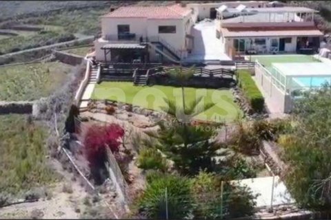 Villa for sale Tenerife, Spain 6 bedrooms, 650 sq.m. No. 109784 - photo 5
