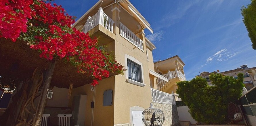 Villa Villamartin, Alicante, Spanien 3 Schlafzimmer, 155 m2 Nr. 103522